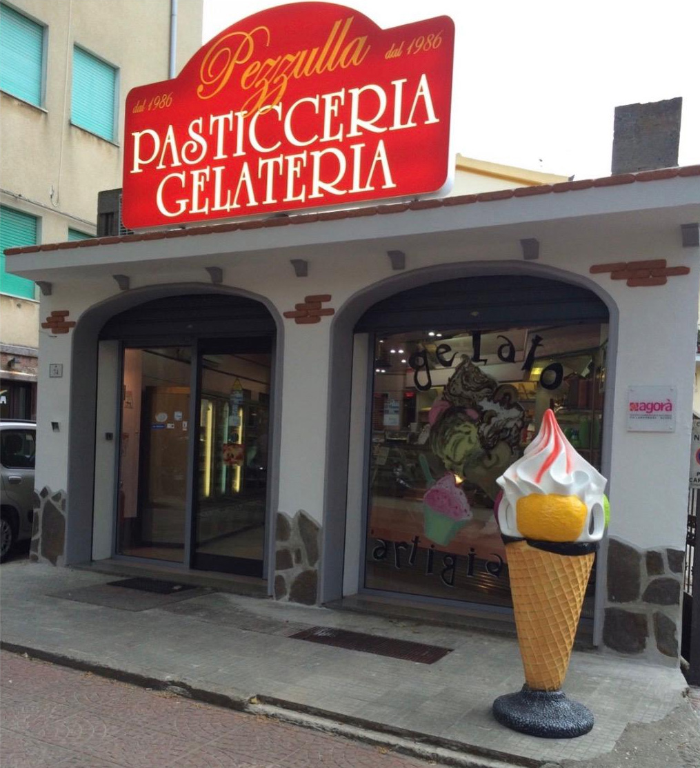Esterno della Pasticceria Pezzulla