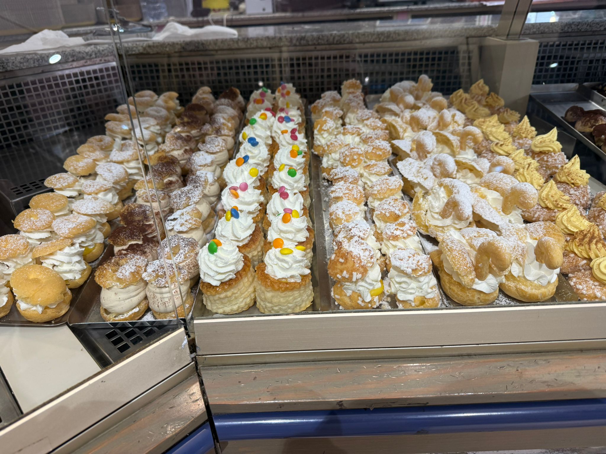 L' assortimento con panna fresca